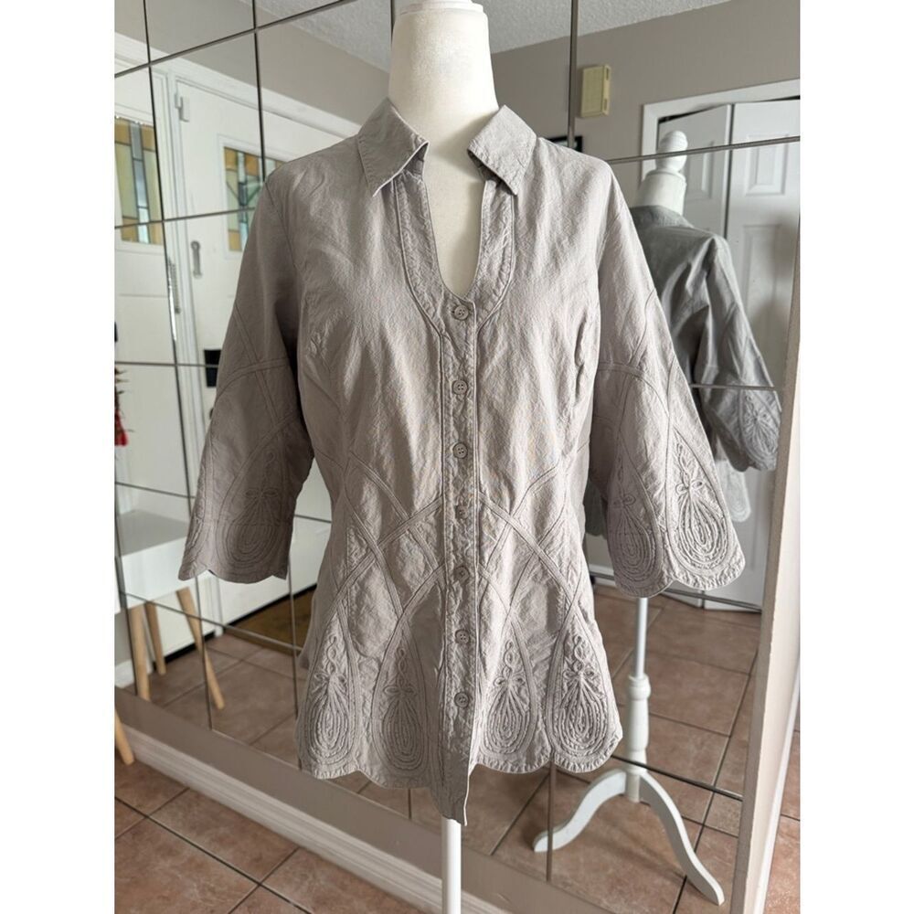Soft Surroundings Light Gray Embroidered Button-Down Shirt
